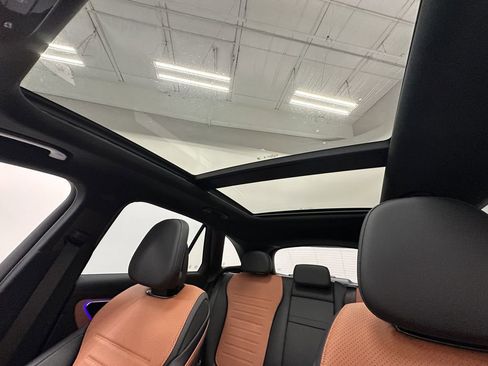 New 2026 Mercedes-Benz GLC 300 image 36