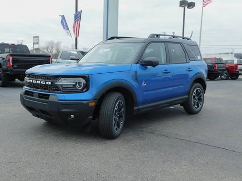 New 2025 Ford Bronco Sport Outer Banks w/ Outer Banks Tech Package+ image 4