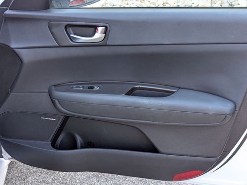 Used 2019 Kia Optima EX w/ EX Premium Package image 27