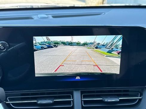 New 2025 Chevrolet Trax ACTIV w/ Sunroof Package FWD image 16