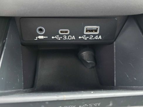 Used 2023 Subaru Outback Limited image 32