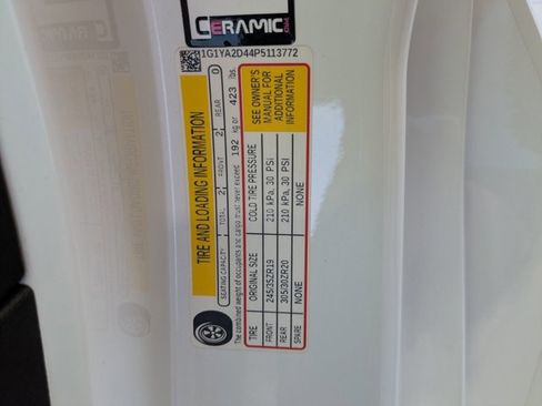 Used 2023 Chevrolet Corvette Stingray Coupe w/ 1LT RWD image 15