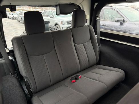 Used 2018 Jeep Wrangler Sport image 16