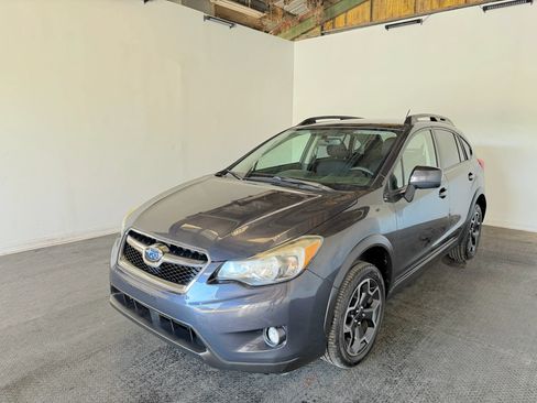 Used 2014 Subaru Crosstrek 2.0i Premium AWD/4WD image 4