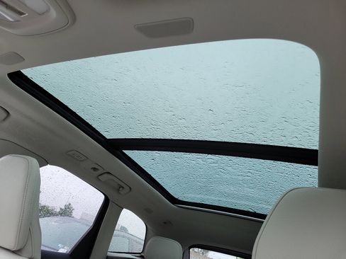 New 2025 Volvo XC60 T8 Plus w/ Protection Package Premier image 7