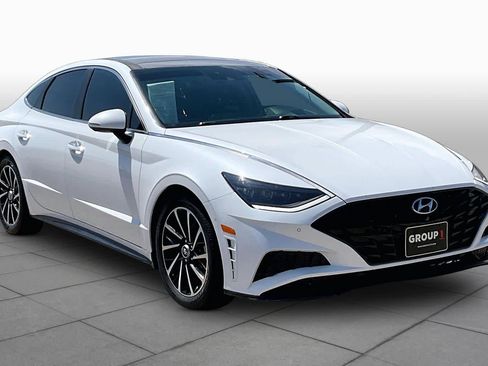 Used 2021 Hyundai Sonata Limited FWD image 3