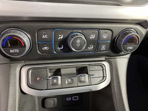 Used 2023 GMC Acadia SLE AWD/4WD image 23