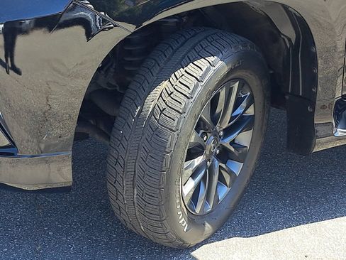 Used 2018 Lexus GX 460 Premium w/ Premium Package AWD/4WD image 36