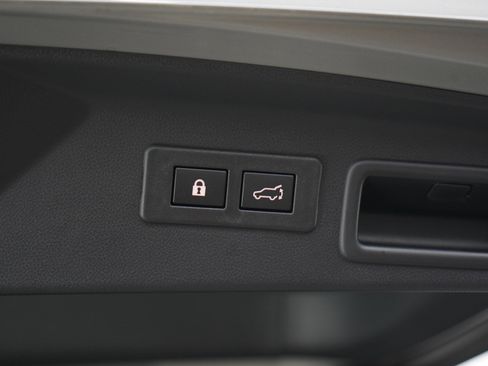 Certified 2026 Subaru Forester Premium AWD/4WD image 17