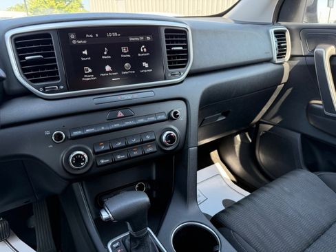 Used 2022 Kia Sportage LX image 30