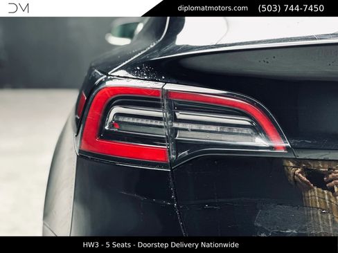 Used 2018 Tesla Model 3 Long Range image 15