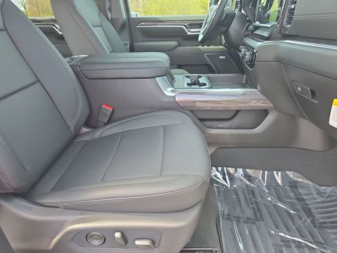 New 2026 Chevrolet Silverado 2500 LTZ w/ Trail Boss Package AWD/4WD image 10