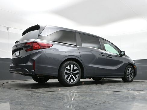 Used 2025 Honda Odyssey EX-L image 34