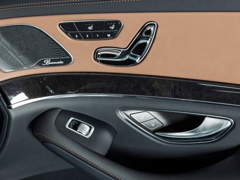 Used 2020 Mercedes-Benz S 560 Sedan image 40