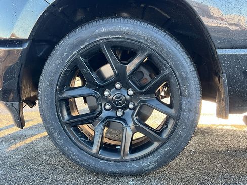 Used 2023 RAM 1500 Laramie image 10