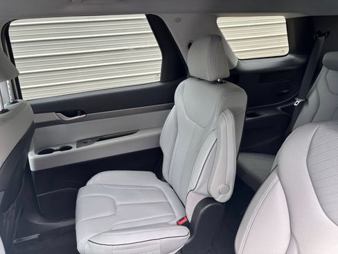 Used 2025 Hyundai Palisade SEL FWD image 38