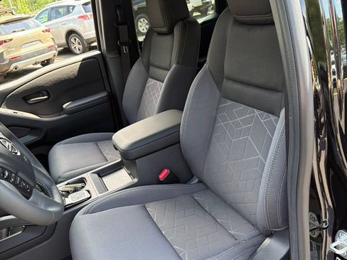 New 2026 Nissan Frontier SV AWD/4WD image 18