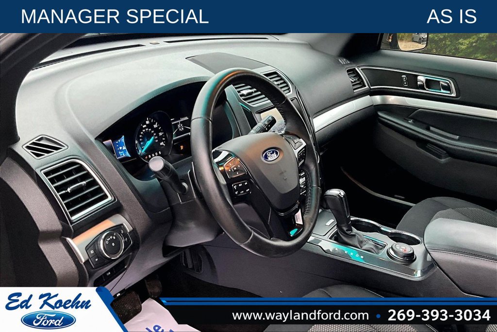 Used 2016 Ford Explorer XLT w/ Equipment Group 201A AWD/4WD image 13