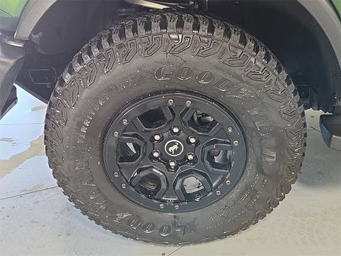 Used 2022 Ford Bronco Big Bend w/ Sasquatch Package image 9