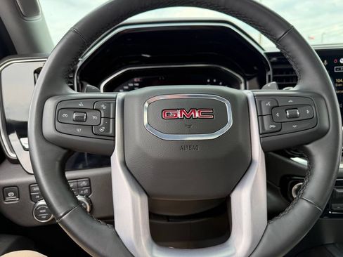 Used 2025 GMC Sierra 1500 SLT w/ SLT Premium Package AWD/4WD image 26