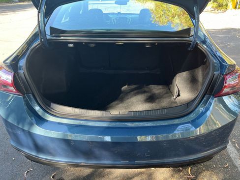 Used 2024 Chevrolet Malibu LT image 31