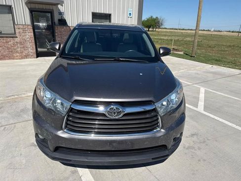 Used 2015 Toyota Highlander XLE FWD image 5