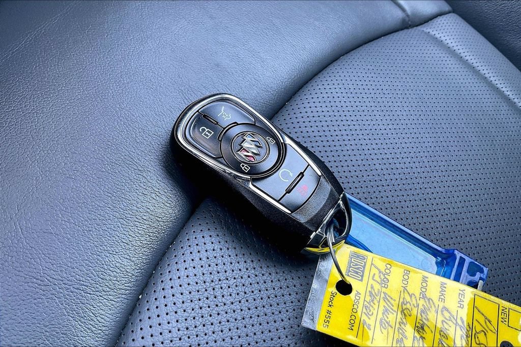 Used 2023 Buick Enclave Essence FWD image 38