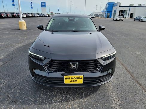 Certified 2023 Honda Accord EX image 4