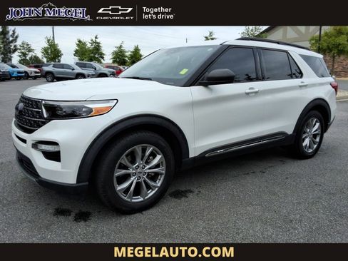 Used 2020 Ford Explorer XLT w/ Equipment Group 202A RWD image 1