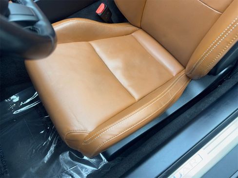 Used 2021 Jaguar F-TYPE Convertible image 33