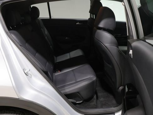 Used 2018 Kia Sportage EX image 21