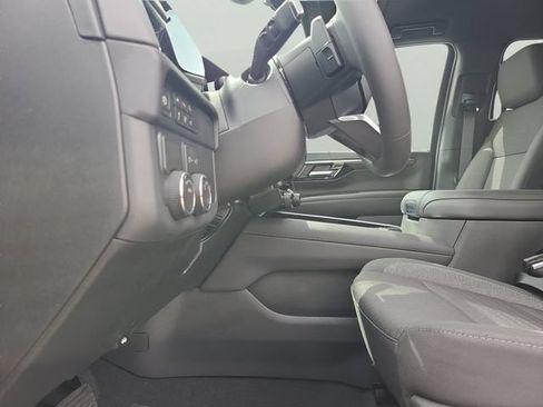 New 2026 Chevrolet Suburban LS w/ LPO, Dark Essentials Package RWD image 21