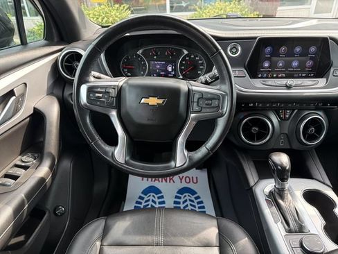 Used 2022 Chevrolet Blazer LT AWD/4WD image 13
