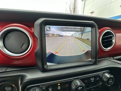 Used 2020 Jeep Gladiator Rubicon image 15