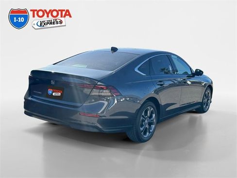 Used 2023 Honda Accord EX image 5