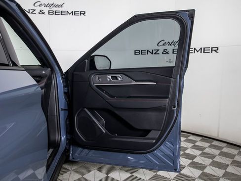 Used 2025 Ford Explorer ST-Line image 17