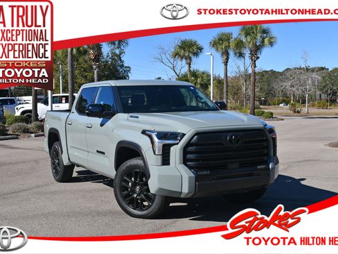 Used 2025 Toyota Tundra Limited image 1