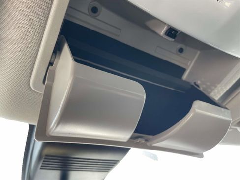 Used 2024 Nissan Altima 2.5 SV image 27