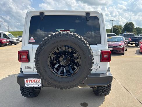 Certified 2026 Jeep Wrangler Unlimited Sahara AWD/4WD image 28