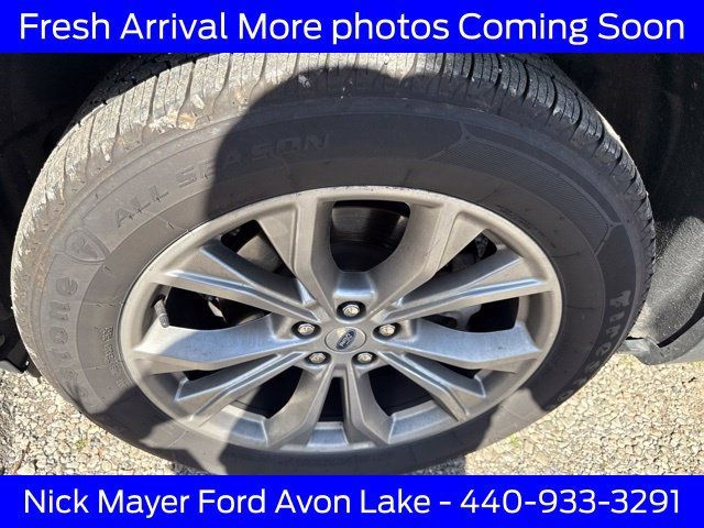 Used 2021 Ford Explorer Limited w/ Equipment Group 301A AWD/4WD image 16