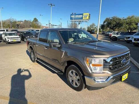 Used 2022 Ford F150 XLT w/ Equipment Group 301A Mid image 1