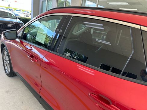 Used 2022 Ford Escape SEL FWD image 11