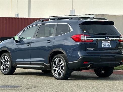 Certified 2025 Subaru Ascent Limited image 6