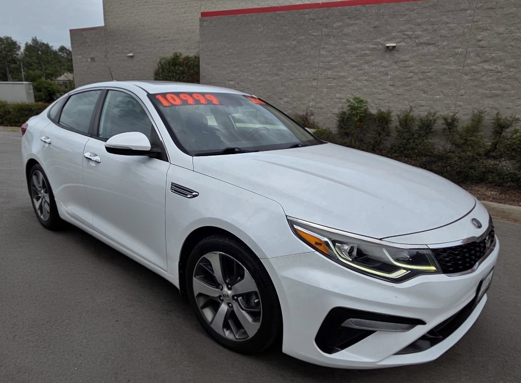 Used 2019 Kia Optima S FWD image 2