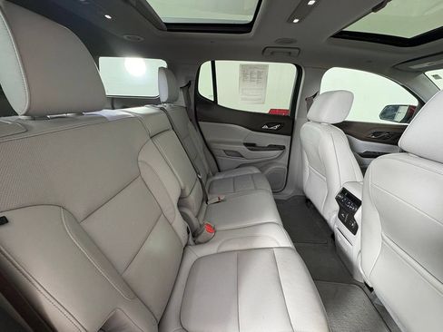 Used 2019 GMC Acadia SLT FWD image 47