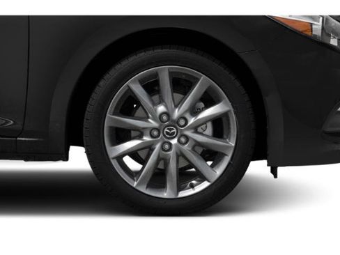Used 2018 MAZDA MAZDA3 Touring FWD image 14