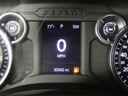 Used 2022 RAM 1500 Big Horn AWD/4WD image 28
