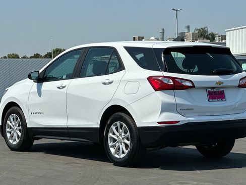 Used 2020 Chevrolet Equinox LS FWD image 7