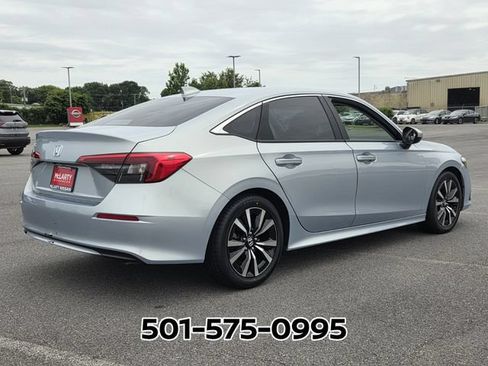 Used 2023 Honda Civic EX image 5