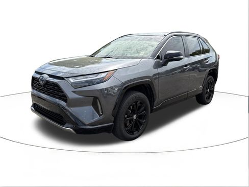 Used 2024 Toyota RAV4 XSE w/ Advanced Technology Package image 7